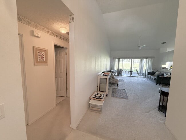11125 Sun Tree Rd in Hudson, FL - Building Photo - Building Photo