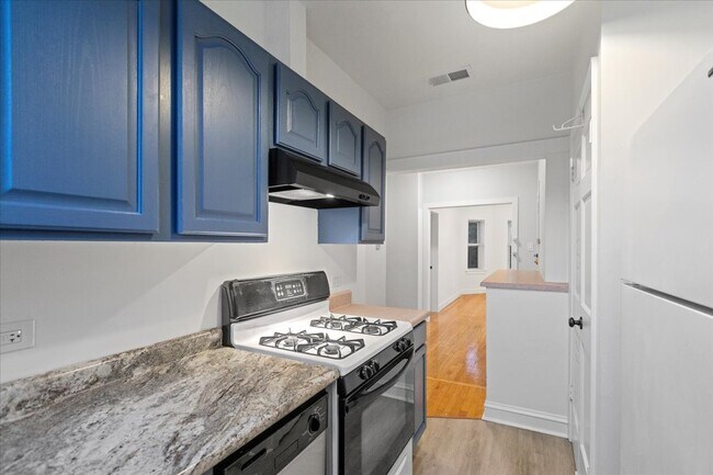 4043 N Spaulding Ave, Unit 1 in Chicago, IL - Foto de edificio - Building Photo