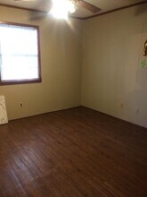 120 W California St, Unit D in Nacogdoches, TX - Building Photo - Building Photo