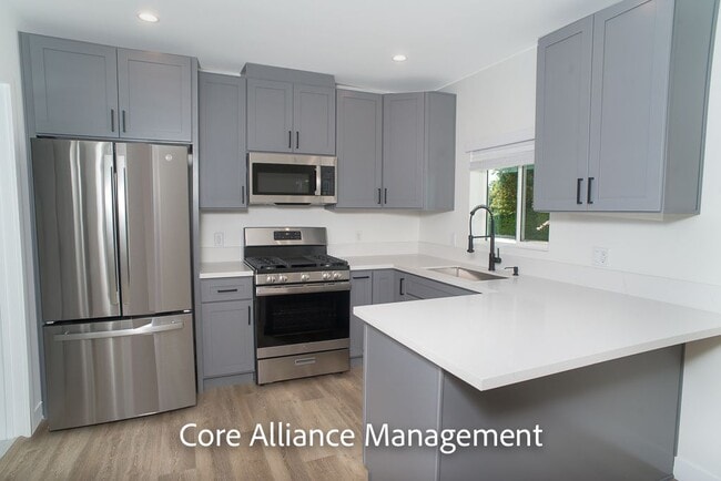 16253 Halsey St in Los Angeles, CA - Building Photo - Building Photo