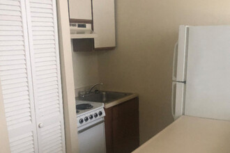 816 E Baltimore St, Unit 2 in Baltimore, MD - Building Photo - Building Photo