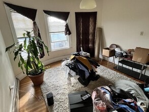 54 William St, Unit 2R in Medford, MA - Foto de edificio - Building Photo