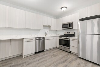 1611 W Juneway Terrace in Chicago, IL - Building Photo - Building Photo