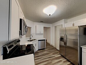 3354 Elsie Ct in Jacksonville, FL - Building Photo - Building Photo