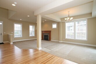 1799 11th Ave NE in Issaquah, WA - Building Photo - Building Photo