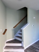 1011 Meadow View Dr in Salisbury, MD - Building Photo - Building Photo