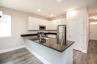 1184 Warrens Way in Manning, SC - Building Photo - Building Photo