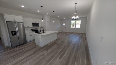 9298 N Akola Way in Citrus Springs, FL - Building Photo - Building Photo