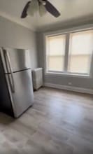 5906 W Huron St, Unit 2 in Chicago, IL - Foto de edificio - Building Photo