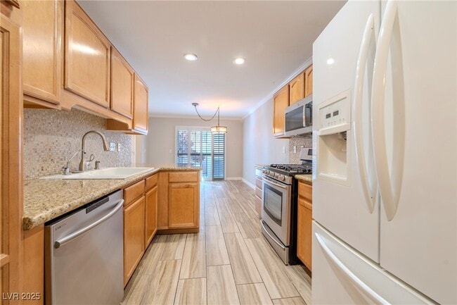 512 Crumpler Pl