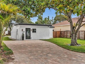 107 Central Ave in Delray Beach, FL - Building Photo - Building Photo