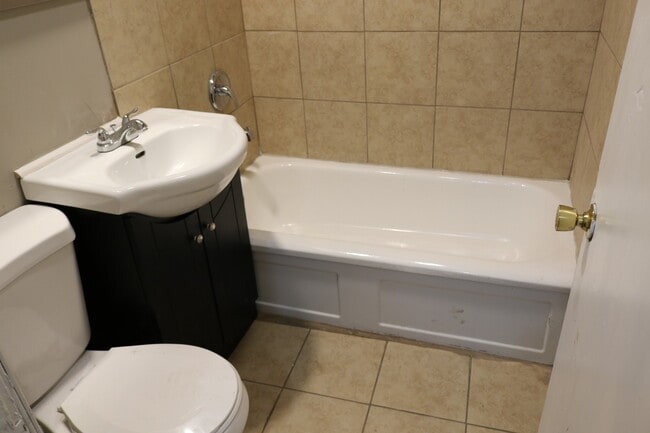 1034 Matthews St in Gary, IN - Building Photo - Building Photo