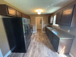 409 Birch St in Lafayette, TN - Building Photo - Building Photo