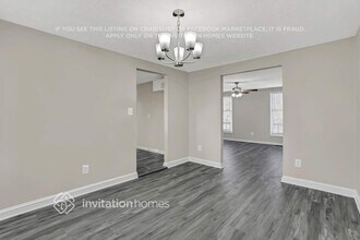 3799 Radcliffe Blvd in Decatur, GA - Foto de edificio - Building Photo