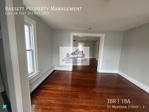 13 Meridian St in Plymouth, CT - Building Photo - Building Photo