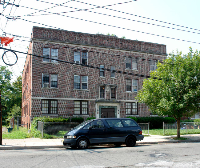 Belle Lustre Apartments in Trenton, NJ - Building Photo - Building Photo