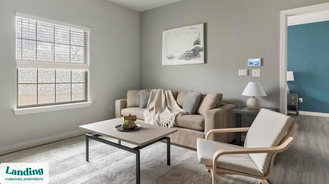 8200 Clarksprings Dr