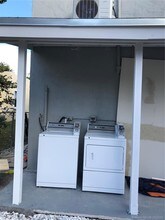 1700 NW 22nd Ct in Miami, FL - Building Photo - Building Photo