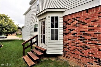 3268 Monument in Ann Arbor, MI - Building Photo - Building Photo