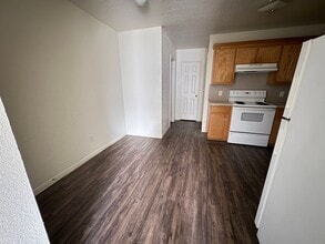 3701 Ys Pak Ct in Killeen, TX - Foto de edificio - Building Photo