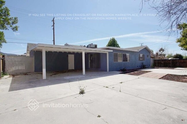 41612 Mayberry Ave in Hemet, CA - Foto de edificio - Building Photo