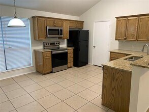 1021 Olivewood Ln in Fort Worth, TX - Building Photo - Building Photo
