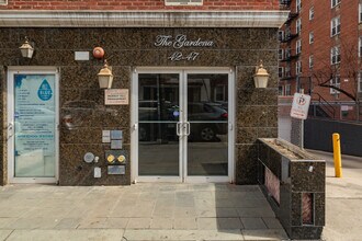 The Gardena in Flushing, NY - Building Photo - Building Photo