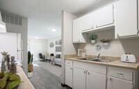 Meadowlark Apartments photo'