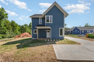 Room in House on S Alston Ave in Durham, NC - Building Photo - Building Photo