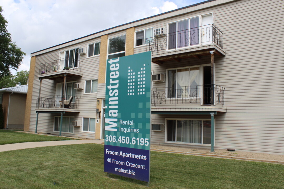 Froom Apartments in Regina, SK - Building Photo