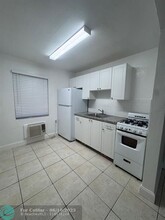 2238 Fillmore St in Hollywood, FL - Foto de edificio - Building Photo