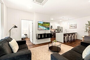 120333 Germantown Ave in Philadelphia, PA - Building Photo