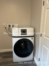 111 Scott Dyer Rd in Cape Elizabeth, ME - Building Photo - Building Photo