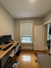 7 School St, Unit 2 in Somerville, MA - Building Photo - Building Photo