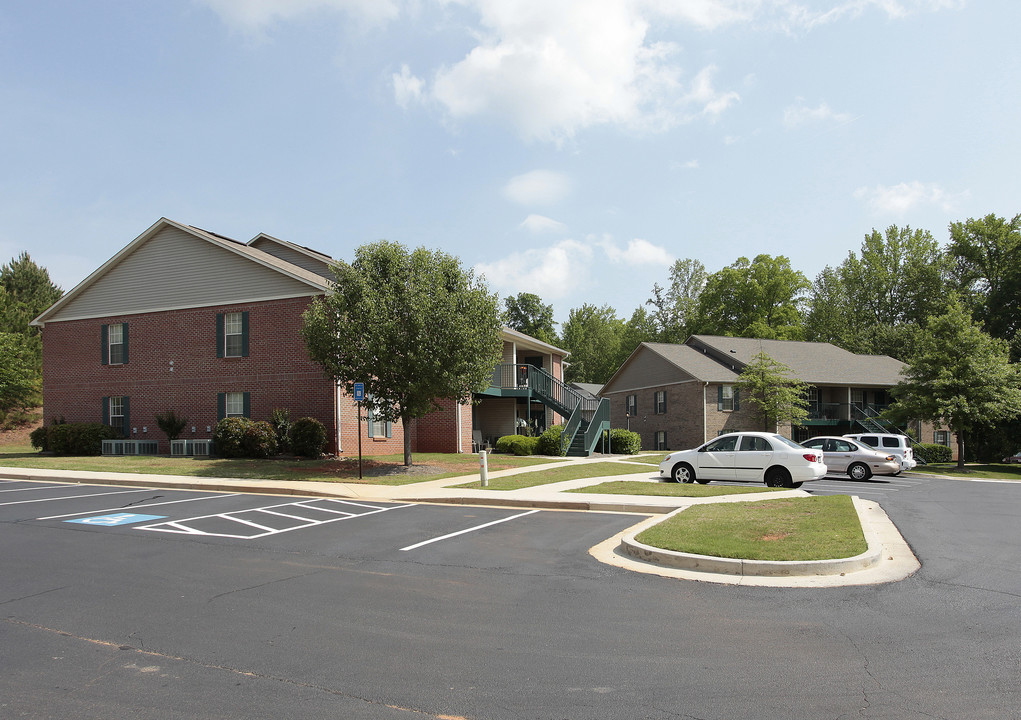 Creekstone Apartments in Dallas, GA - Building Photo