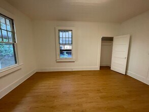 1542 Liholiho St in Honolulu, HI - Building Photo - Building Photo