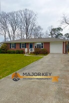 4178 Suzanne Ln in Duluth, GA - Building Photo