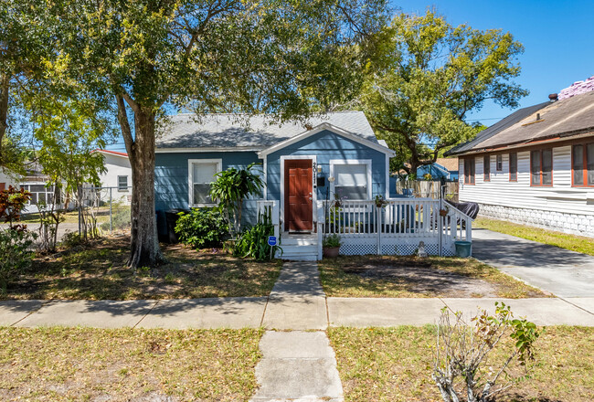 2011 27th St S in St. Petersburg, FL - Building Photo - Building Photo