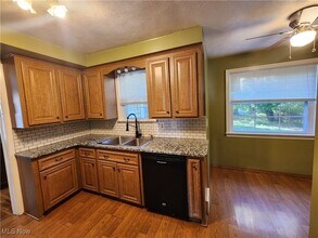 2320 Wrenford Rd in University Heights, OH - Building Photo - Building Photo