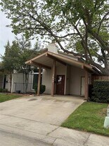 2650 Via Sonoma in Carrollton, TX - Building Photo