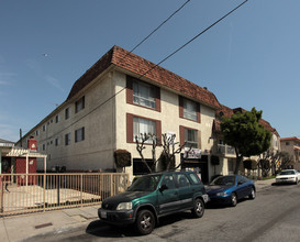 Oceana Apartments in Hawthorne, CA - Building Photo - Building Photo