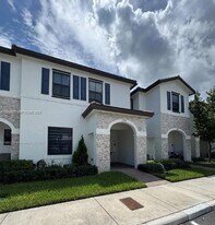 12916 SW 233rd Terrace in Princeton, FL - Building Photo