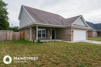 9825 Valley Farms Blvd in Louisville, KY - Foto de edificio - Building Photo