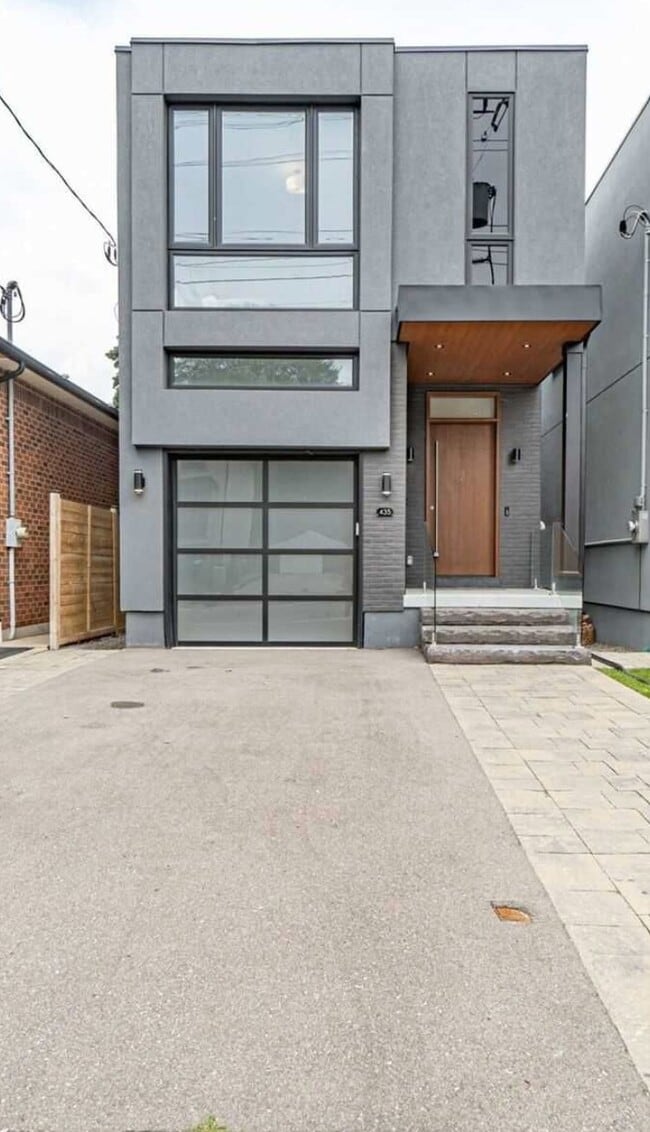 property at 435 Valermo Dr