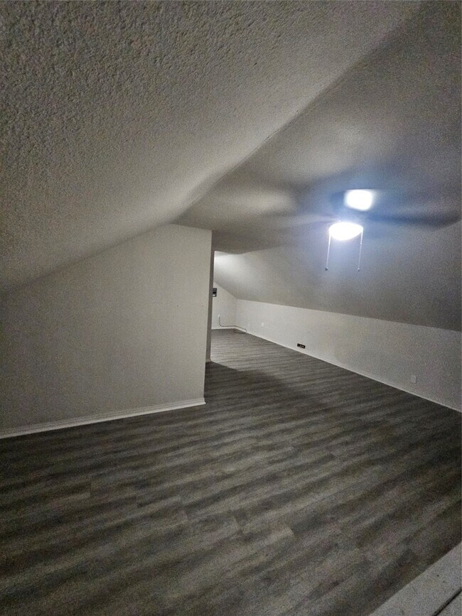 1410 Lake Rd in La Marque, TX - Building Photo - Building Photo