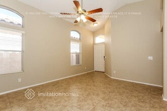 4922 W Behrend Dr in Glendale, AZ - Building Photo - Building Photo