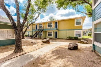 Cantera in Houston, TX - Foto de edificio - Building Photo