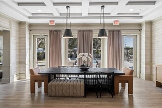 The Nixon Apartments in Wilmington, NC - Foto de edificio - Building Photo