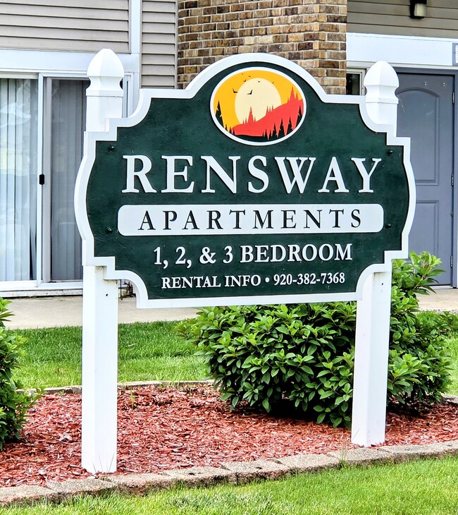 Rensway Apartments in Waupun, WI - Foto de edificio - Building Photo