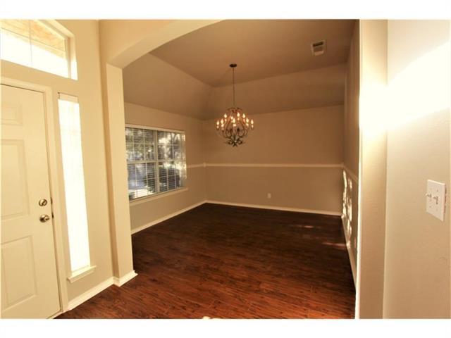 1913 Briarwyck Ct in Denton, TX - Building Photo - Building Photo